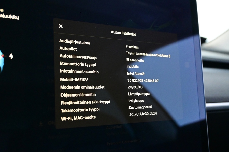 Tesla Model 3 vaihtoauto