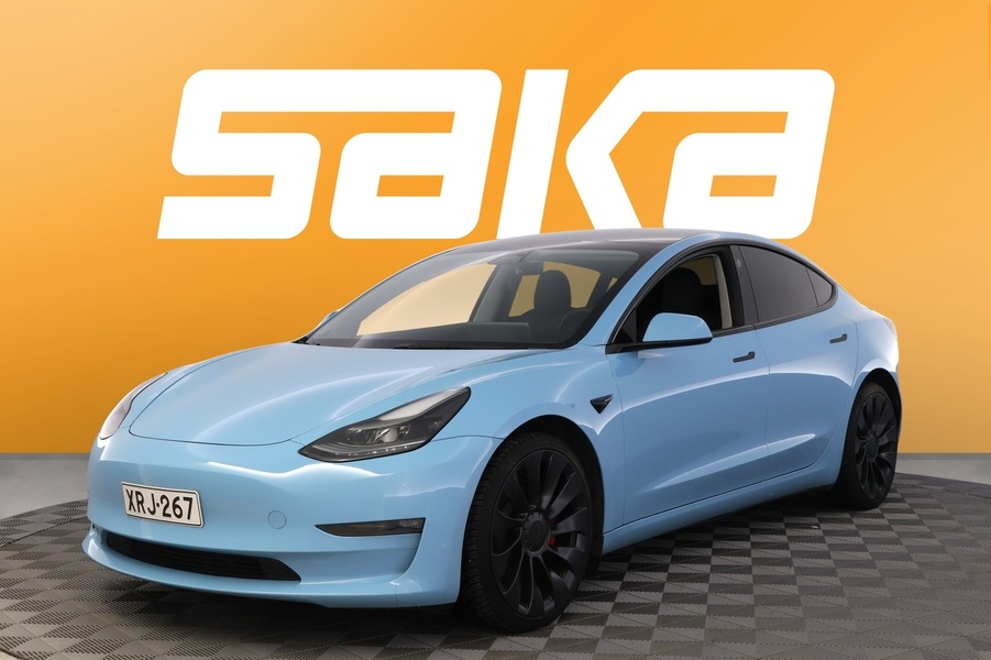 Tesla Model 3 vaihtoauto
