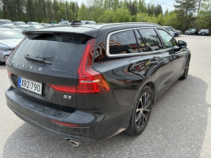 Volvo V60 vaihtoauto