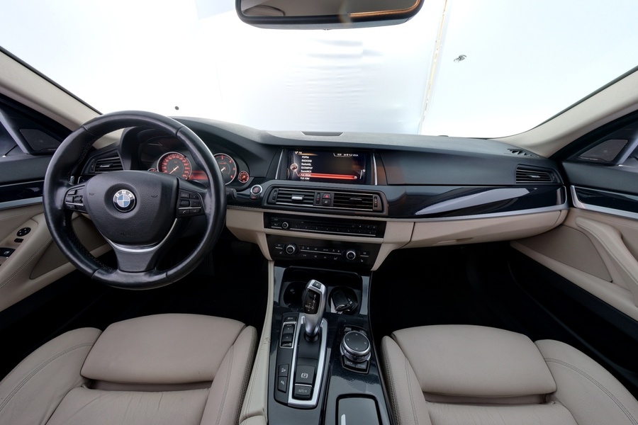BMW 520 vaihtoauto