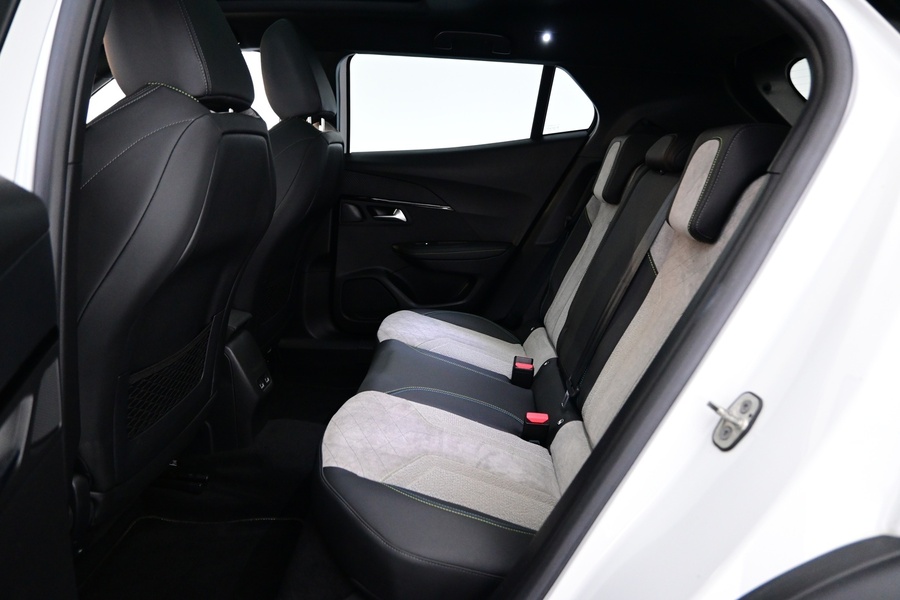 Peugeot e-2008 vaihtoauto