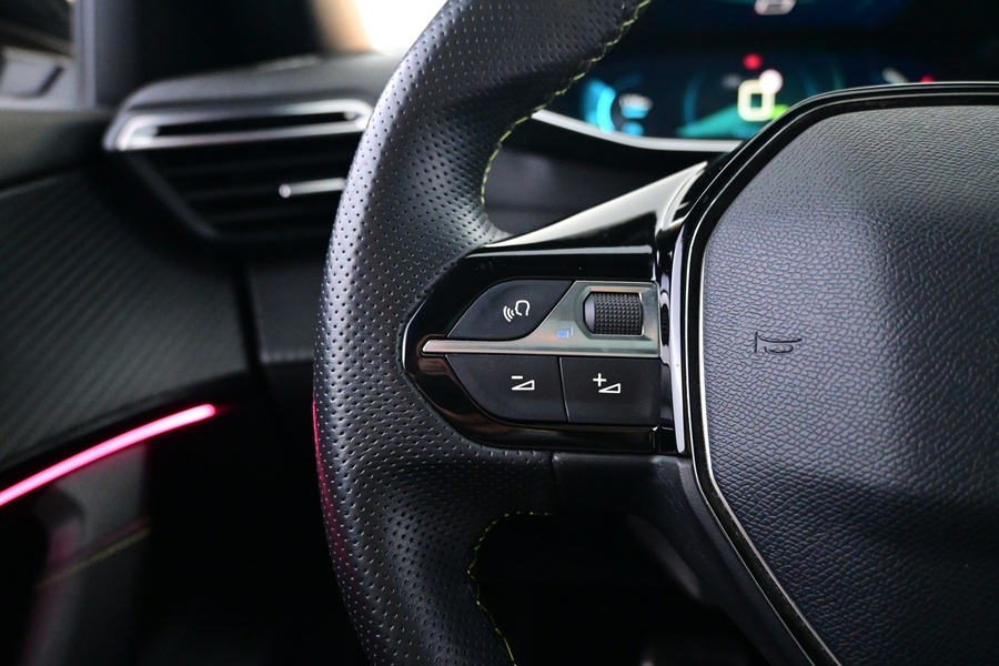 Peugeot e-2008 vaihtoauto