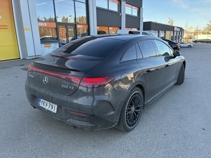 Mercedes-Benz EQE vaihtoauto