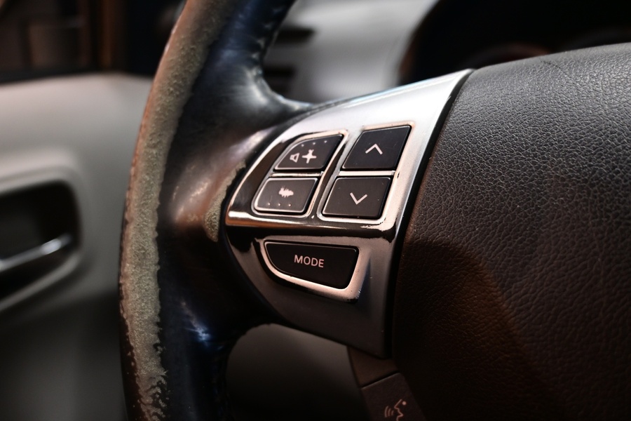 Mitsubishi L200 vaihtoauto