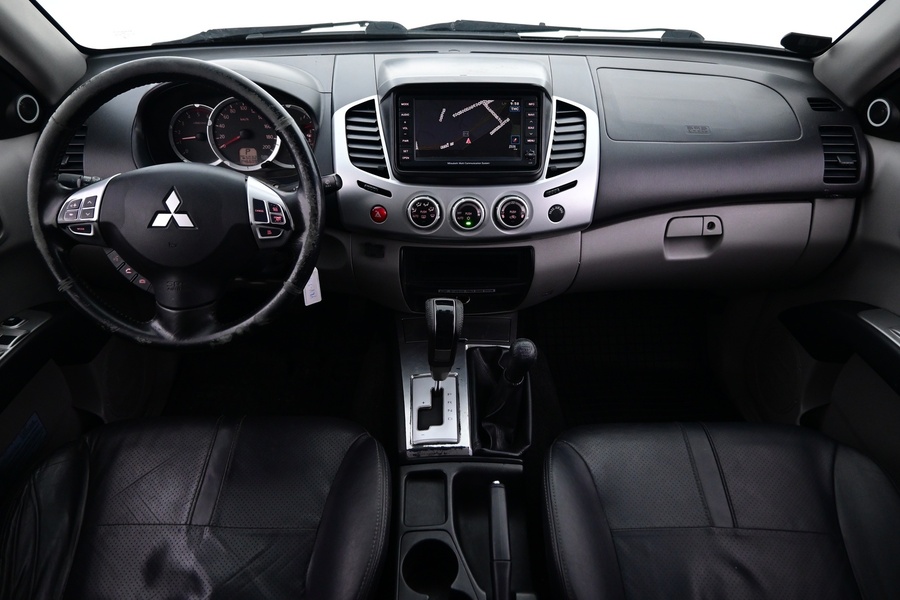 Mitsubishi L200 vaihtoauto