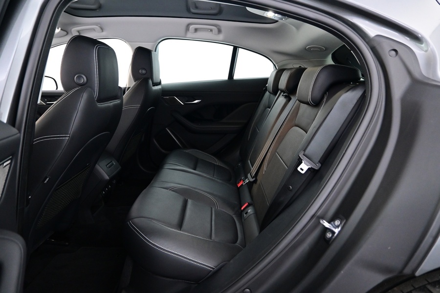 Jaguar I-PACE vaihtoauto