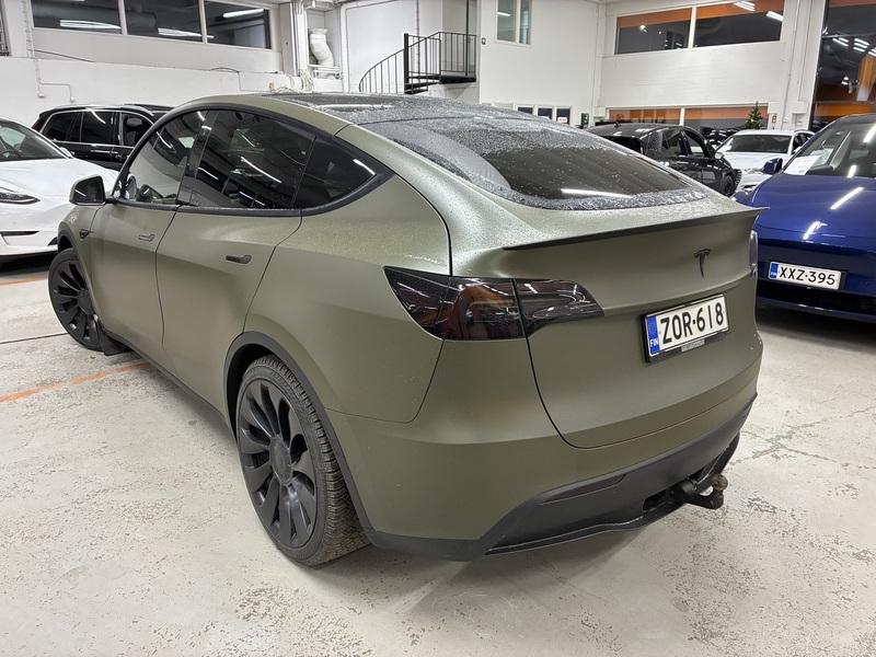 Tesla Model Y vaihtoauto