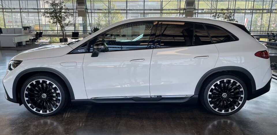 Mercedes-Benz EQE vaihtoauto