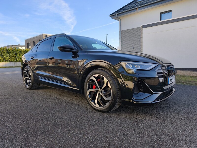 Audi e-tron vaihtoauto