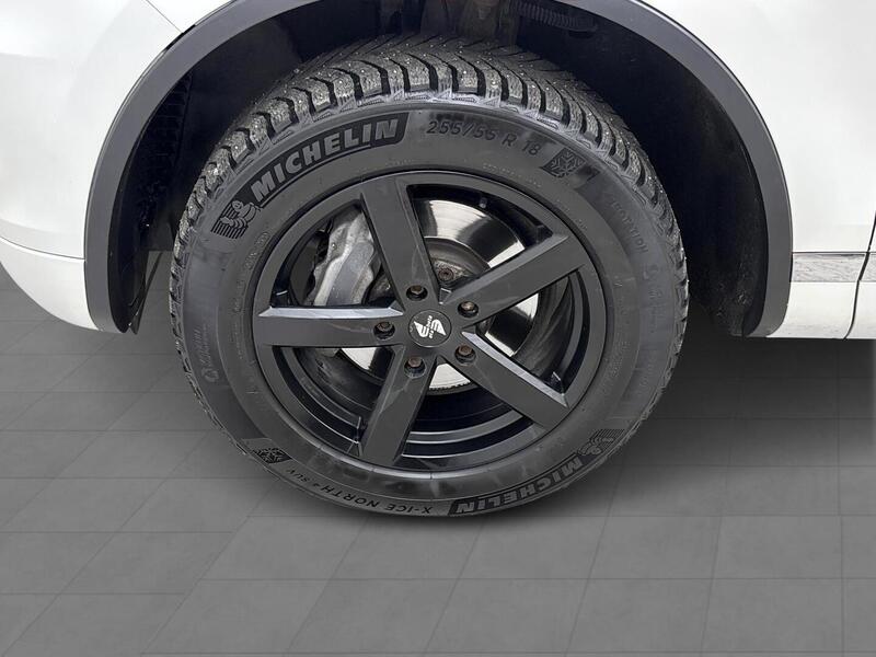 Volkswagen Touareg vaihtoauto