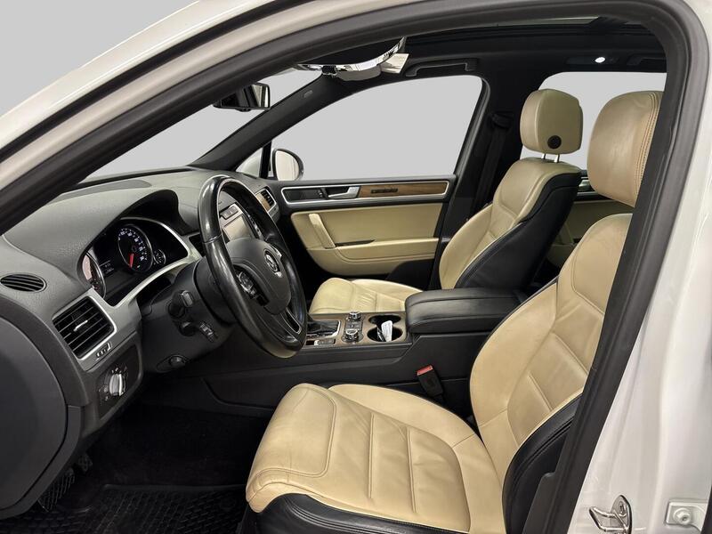 Volkswagen Touareg vaihtoauto