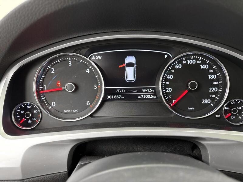 Volkswagen Touareg vaihtoauto