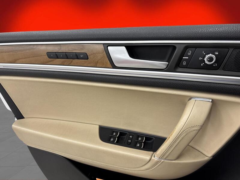 Volkswagen Touareg vaihtoauto