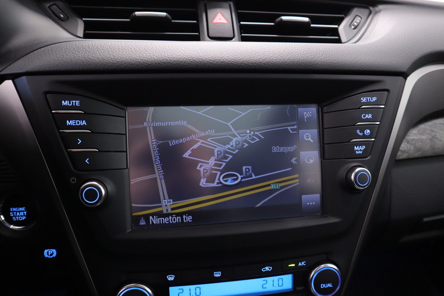 Toyota Avensis vaihtoauto