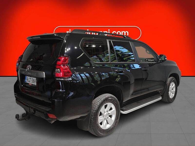 Toyota Land Cruiser vaihtoauto