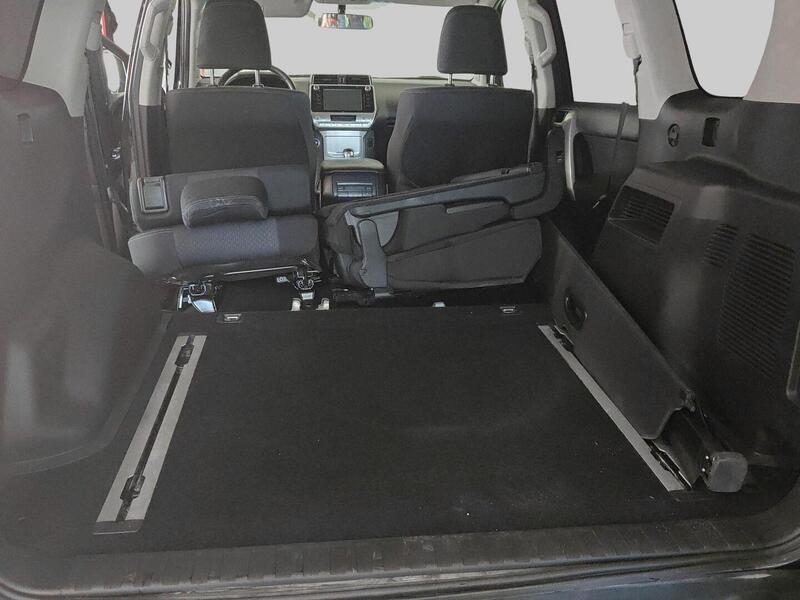 Toyota Land Cruiser vaihtoauto