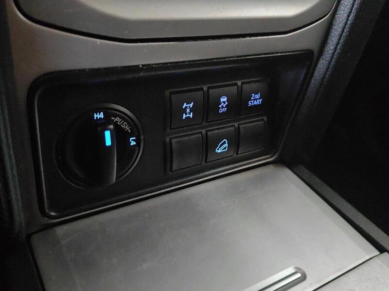 Toyota Land Cruiser vaihtoauto