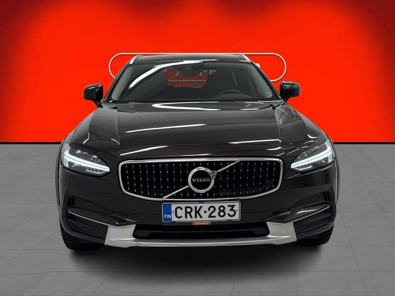Volvo V90 Cross Country vaihtoauto