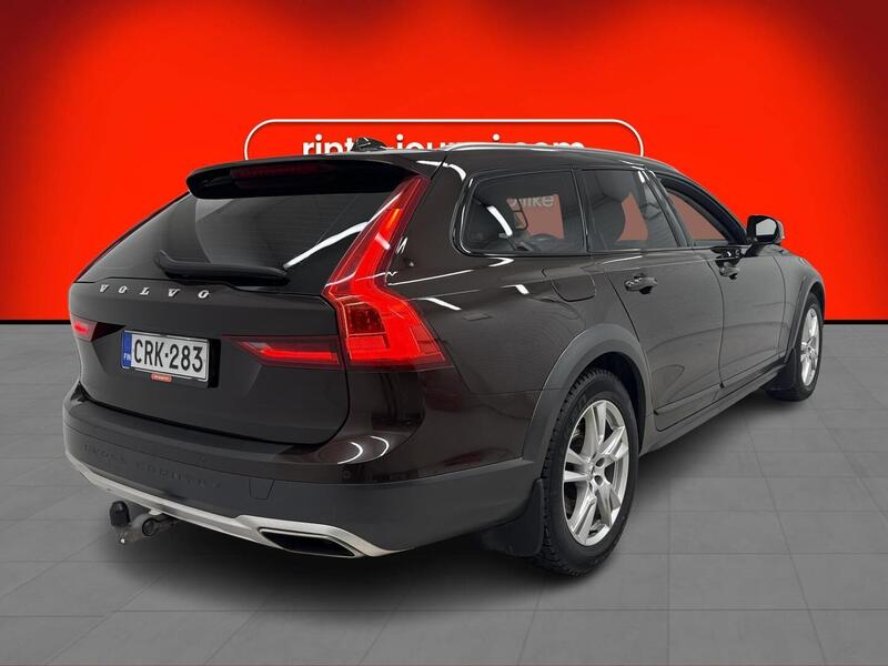 Volvo V90 Cross Country vaihtoauto