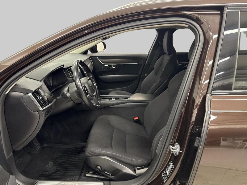 Volvo V90 Cross Country vaihtoauto