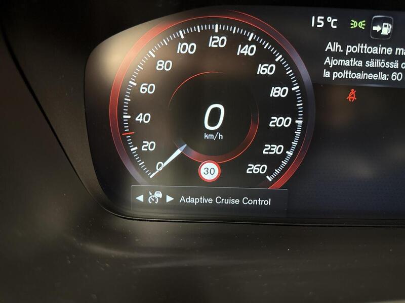 Volvo V90 Cross Country vaihtoauto