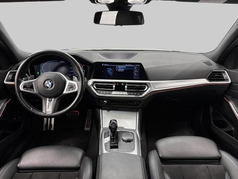 BMW 330 vaihtoauto