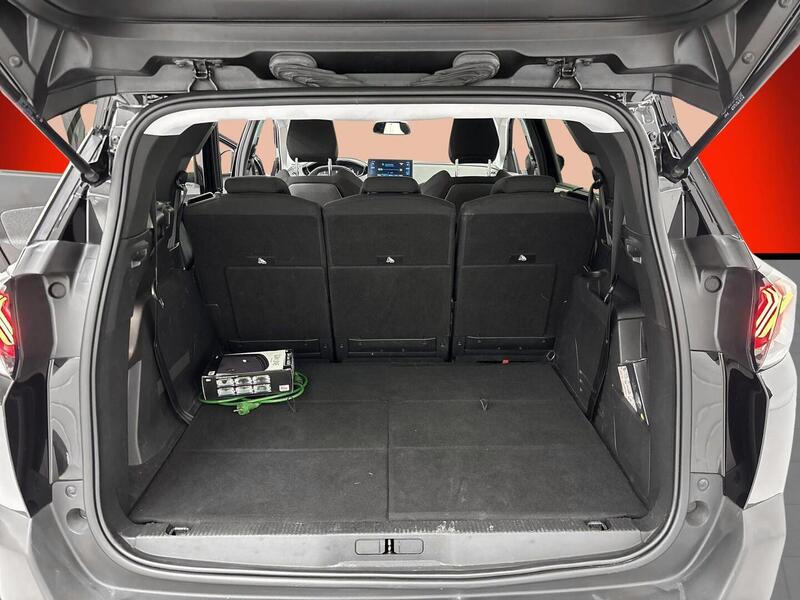 Peugeot 5008 vaihtoauto