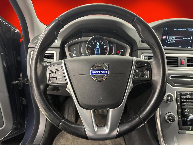 Volvo V70 vaihtoauto