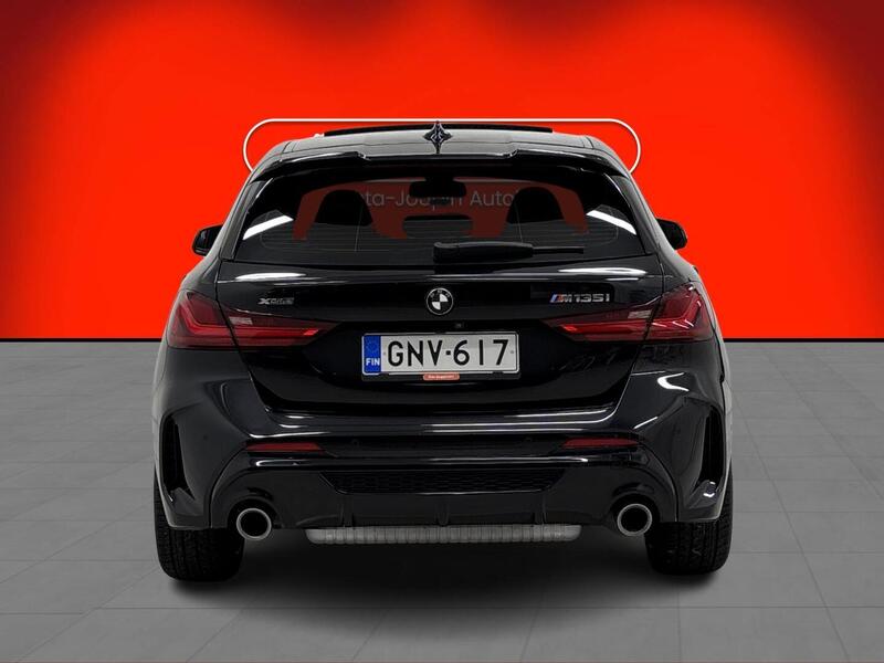 BMW M135i vaihtoauto