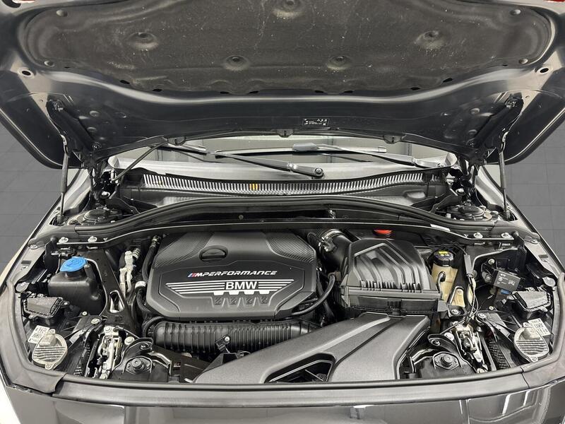 BMW M135i vaihtoauto