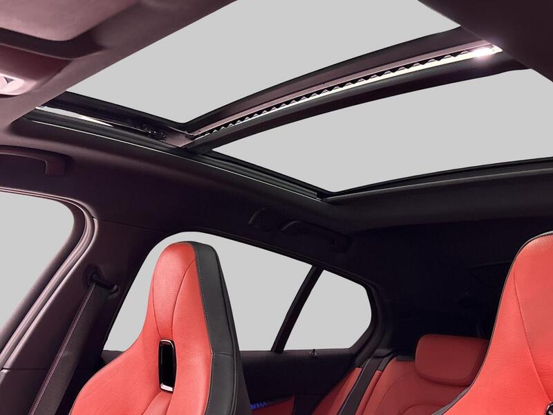 BMW M135i vaihtoauto