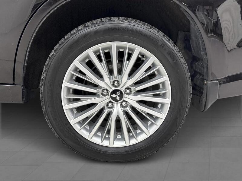 Mitsubishi Outlander PHEV vaihtoauto