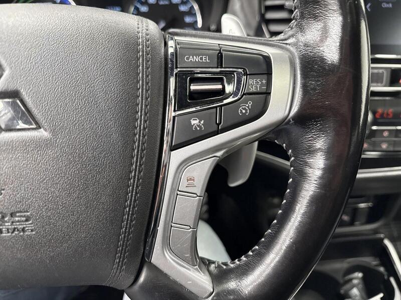 Mitsubishi Outlander PHEV vaihtoauto