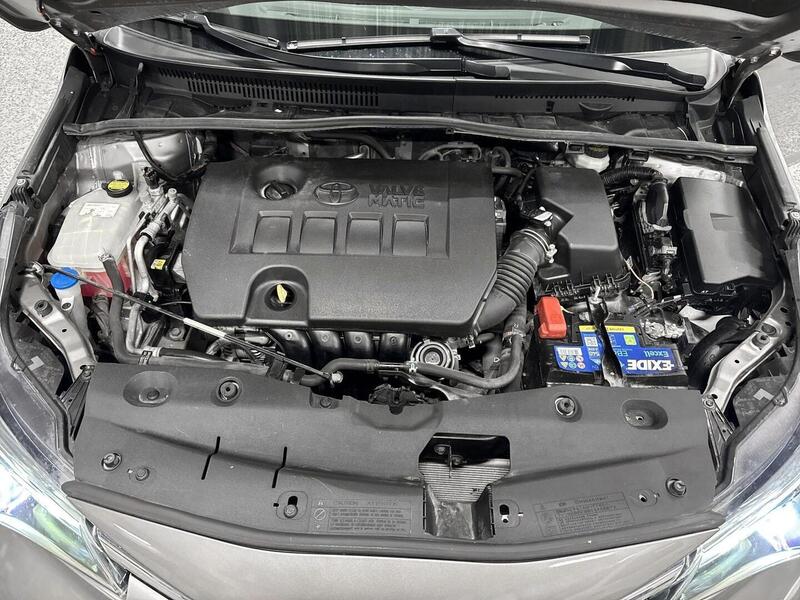 Toyota Avensis vaihtoauto