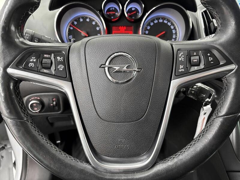 Opel Zafira Tourer vaihtoauto