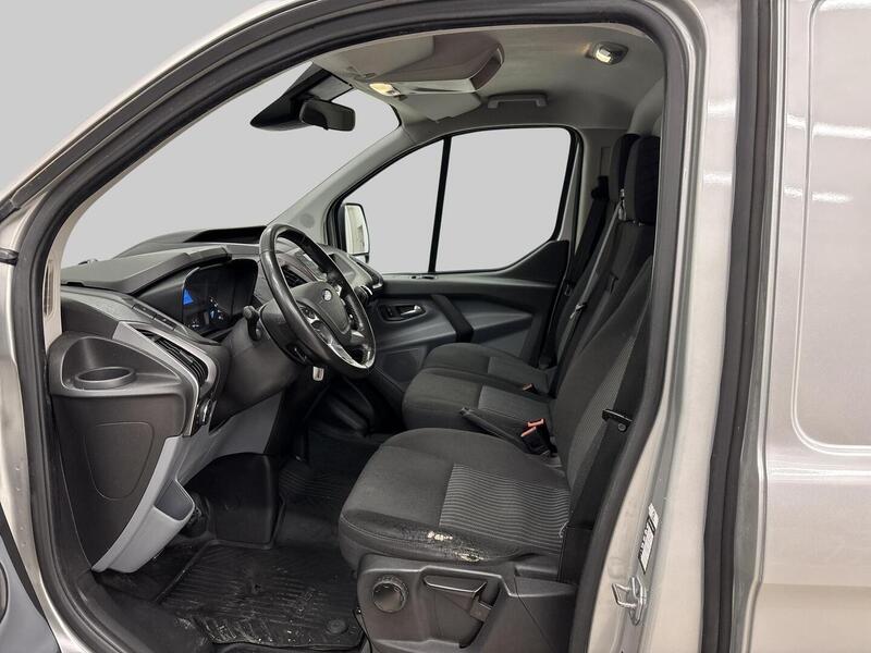 Ford Transit Custom vaihtoauto