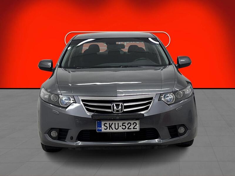 Honda Accord vaihtoauto