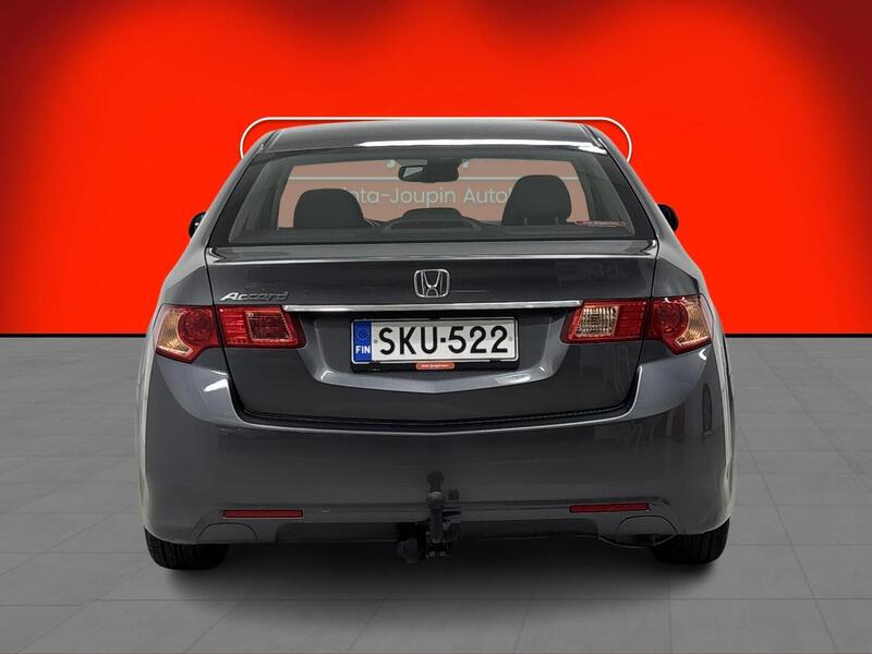 Honda Accord vaihtoauto