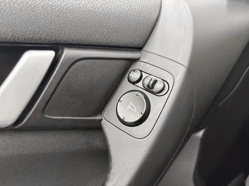 Honda Accord vaihtoauto