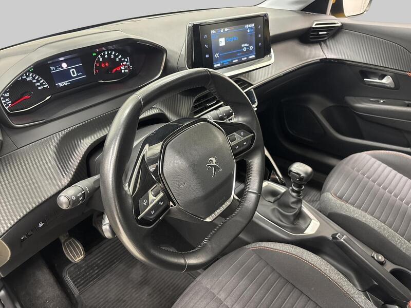 Peugeot 208 vaihtoauto