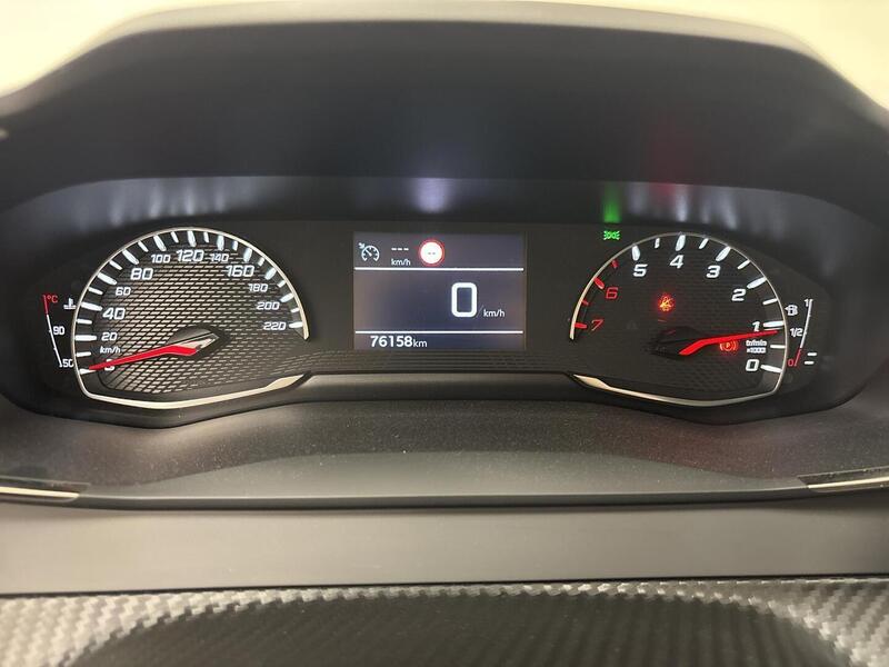 Peugeot 208 vaihtoauto