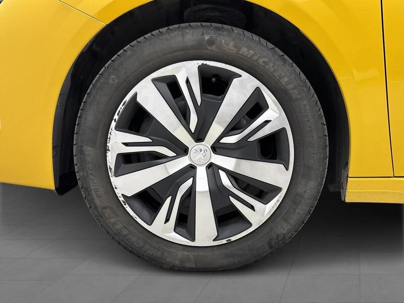 Peugeot 208 vaihtoauto