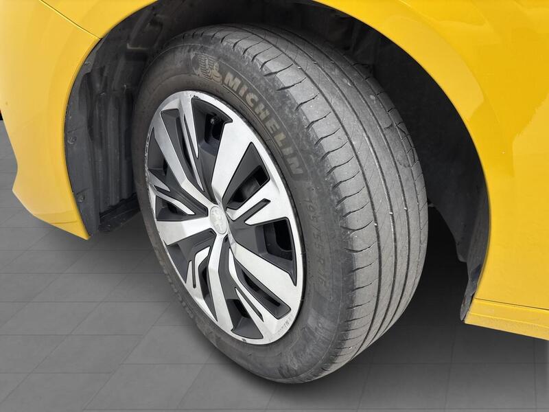 Peugeot 208 vaihtoauto