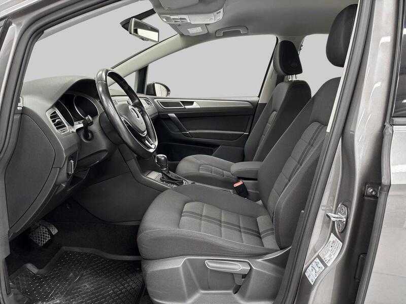 Volkswagen Golf Sportsvan vaihtoauto