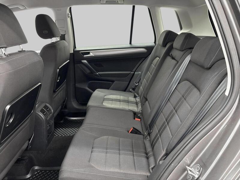 Volkswagen Golf Sportsvan vaihtoauto