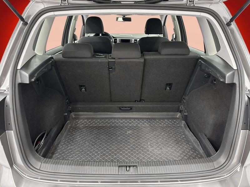 Volkswagen Golf Sportsvan vaihtoauto