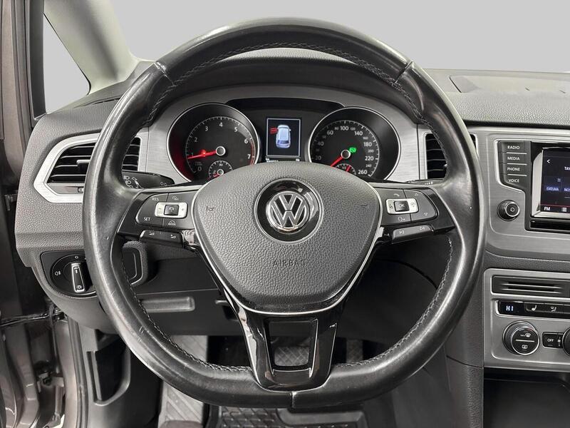 Volkswagen Golf Sportsvan vaihtoauto