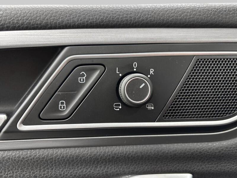 Volkswagen Golf Sportsvan vaihtoauto