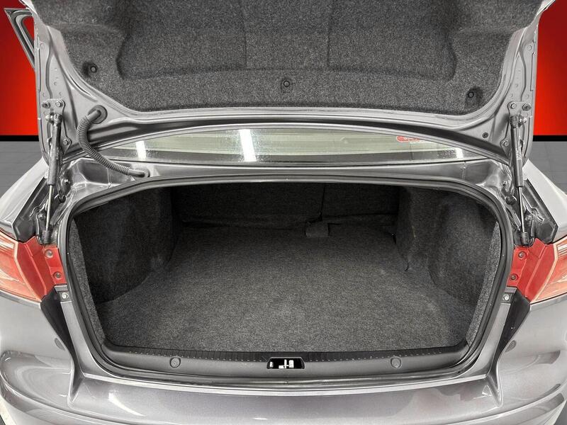 Mitsubishi Lancer vaihtoauto