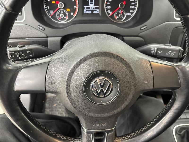 Volkswagen Jetta vaihtoauto